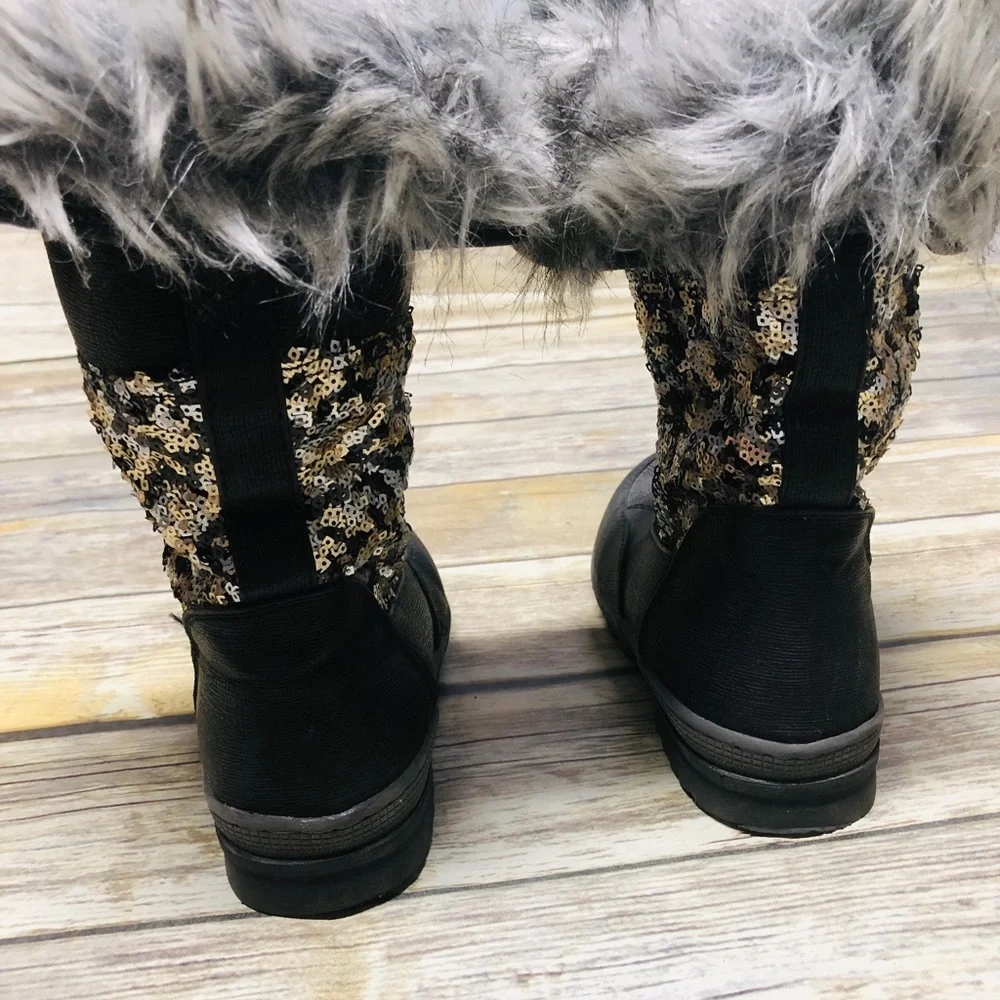 Adorable Justice snow boots w/ fur and sequins! Size 3